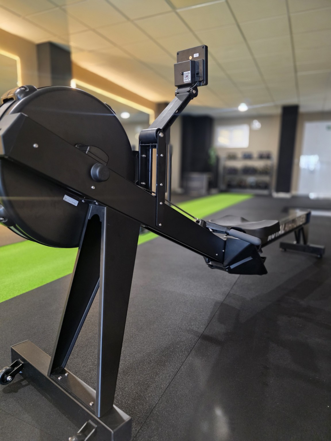 Rower y zona de entrenamiento de HYBRID